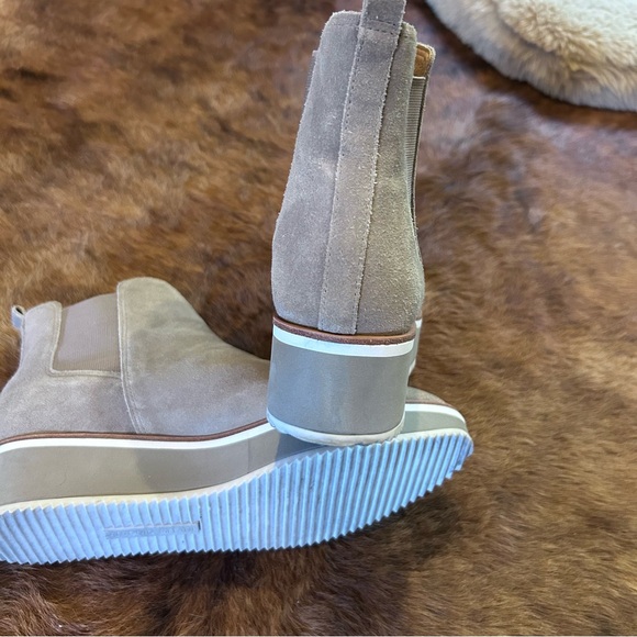 Antonio Melani Brexton Suede Wedge Booties Size 9 - Picture 6 of 8